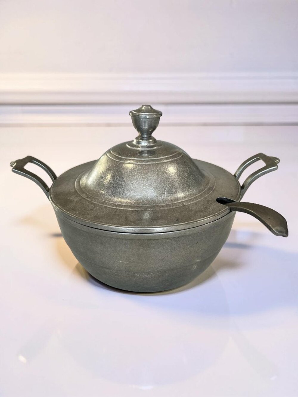 Vintage WIlton Armetale Soup Tureen with Lid and Ladle Columbia Pa USA